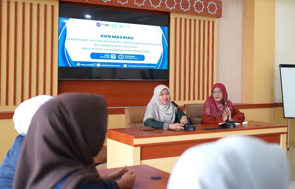 Pelepasan enam mahasiswa ke KKN MAs ke Riau di Aula Rektorat Kampus 2 UNIMMA, Jumat (25/7/2025). (foto : istimewa)