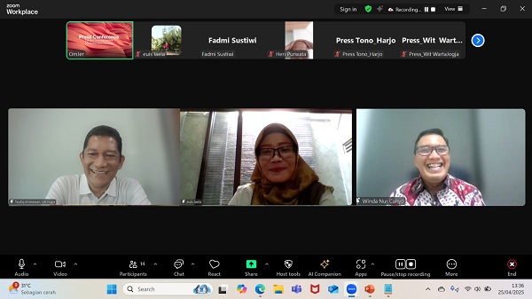 Taufiq Immawan, Euis Laela, dan Winda Nur Cahyo saat memberikan penjelaskan kepada wartawan secara virtual. (foto : istimewa)