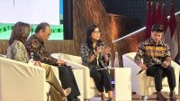 Widya Paramita (kedua dari kanan) saat menyampaikan hasil penelitian pada seminar di Jakarta Convention Center sebagai bagian dari rangkaian Karya Kreatif Indonesia (KKI) 2025, Jumat (8/8/2025). (foto : istimewa)