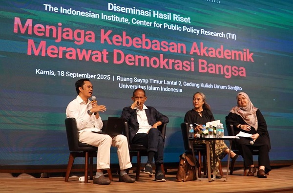 Diskusi yang mengangkat tema 'Menjaga Kebebasan Akademik Merawat Demokrasi Bangsa di Kampus Terpadu UII Yogyakarta, Kamis (18/9/2025). (foto : istimewa)