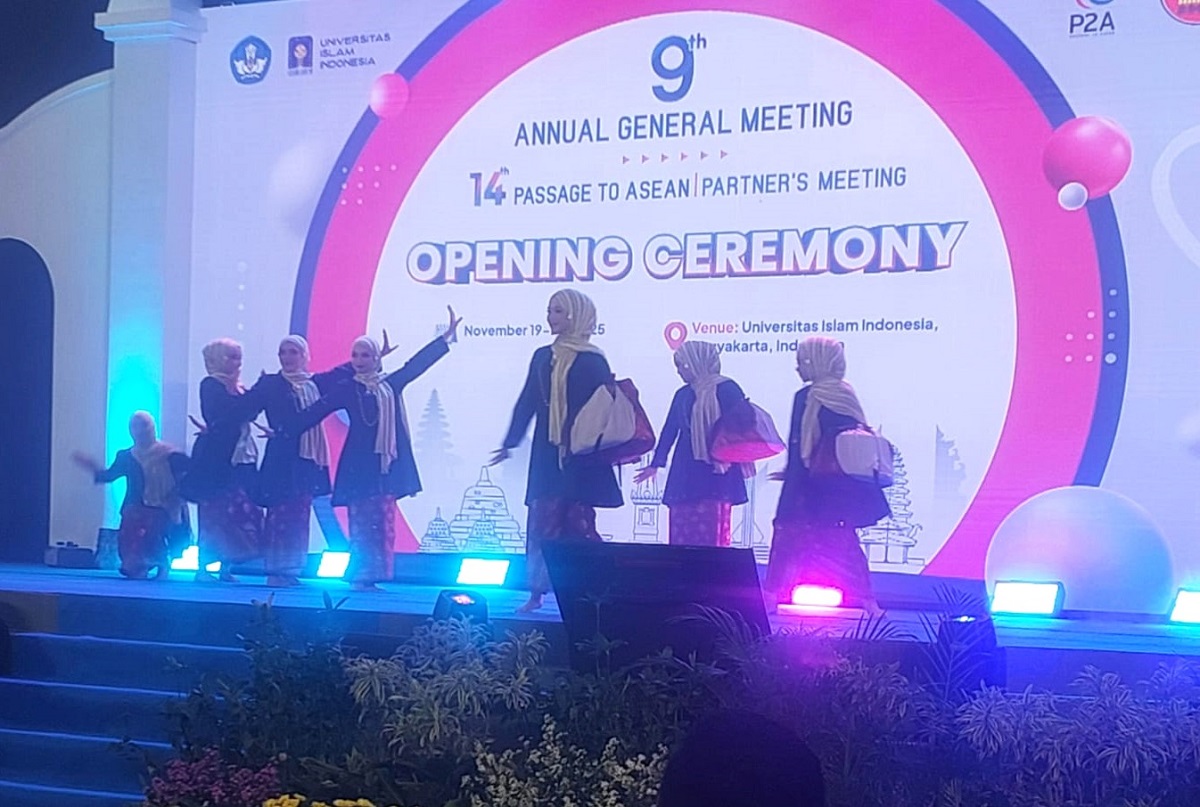 Pembukaan Passage to ASEAN (P2A) 9th Annual General Meeting di Auditorium Prof KH Abdul Kahar Mudzakkir, Kampus Terpadu UII, Kamis (20/11/2025). (foto : heri purwata)
