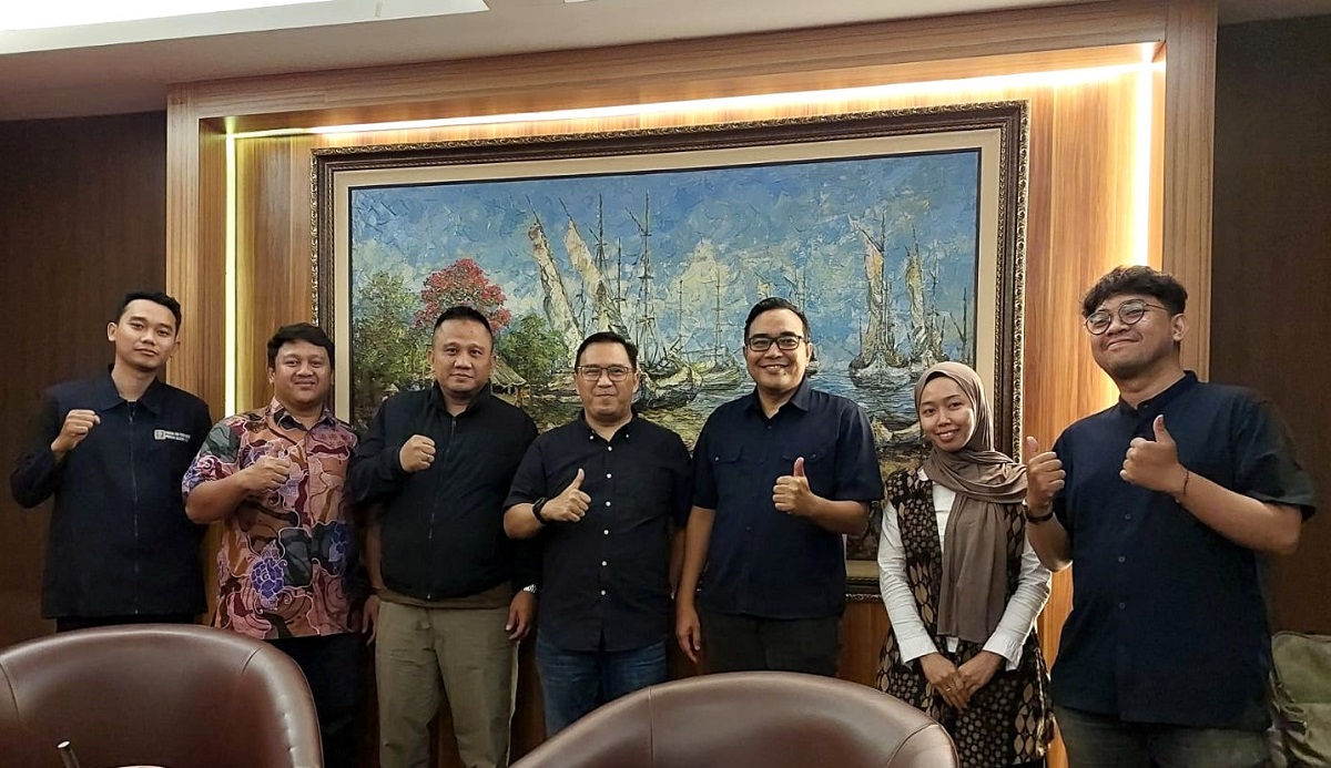 Pelepasan lulusan Prodi MTI FTI UII yang mengikuti wisuda Periode II Tahun Akademik 2025/2026 di Auditorium Prof KH Abdul Kahar Muzakkir, Kampus Terpadu UII, Sabtu (27/12/2025).