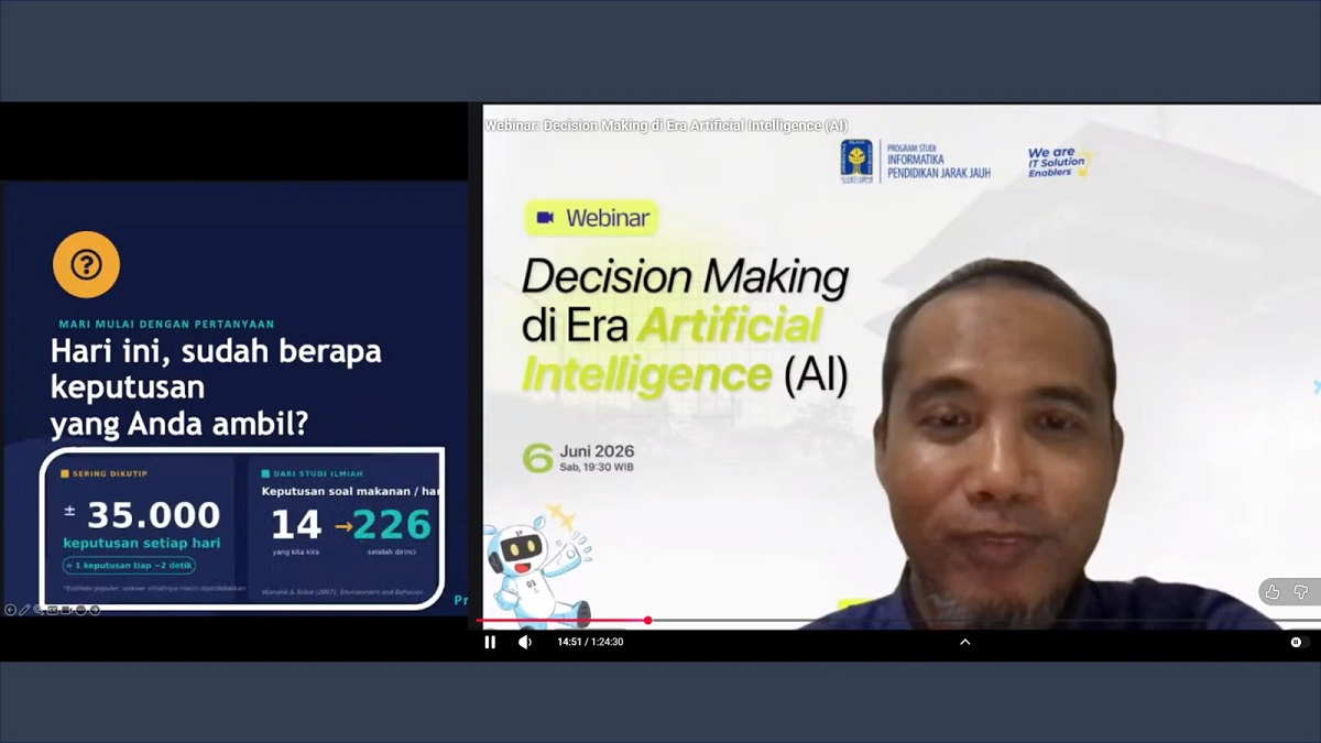 Kholid Haryono, Dosen Jurusan Informatika FTI UII saat menyampaikan Webinar 'Decision Making di Era Artificial Intelligence,' Sabtu (6/6/2026). (foto : istimewa)