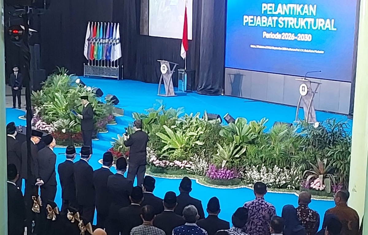Pelantikan Pejabat Struktural UII periode 2026-2030 di Auditorium Abdul Kahar Mudzakkir Kampus Terpadu UII, Selasa (1/9/2026). (foto : heri purwata)